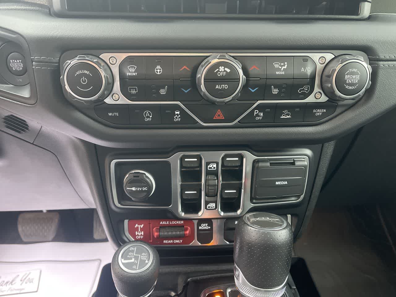 2024 Jeep Gladiator Mojave X