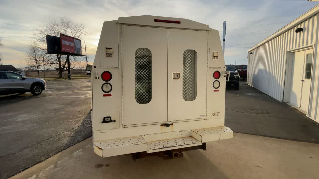 2011 Chevrolet Express Cutaway 3500 Work Van