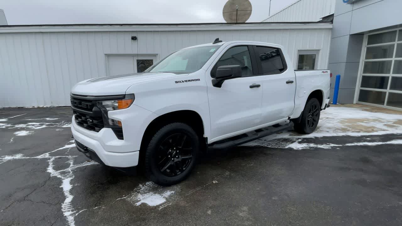 2023 Chevrolet Silverado 1500 Custom