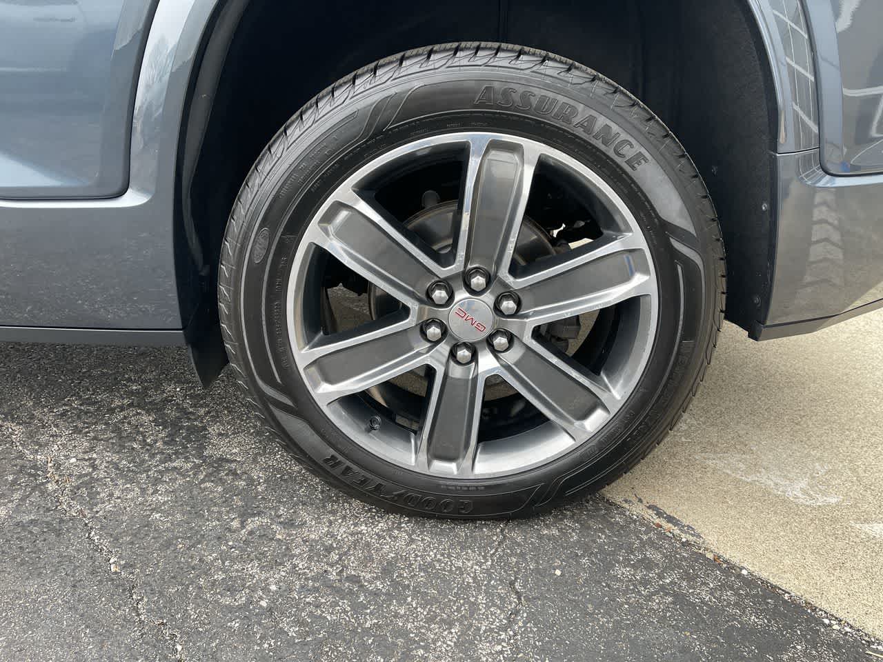 2019 GMC Acadia Denali