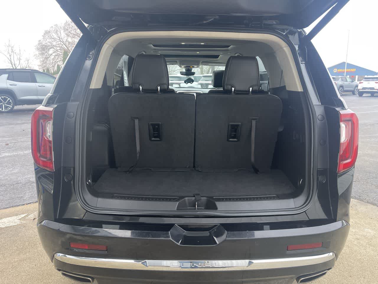 2020 GMC Acadia Denali