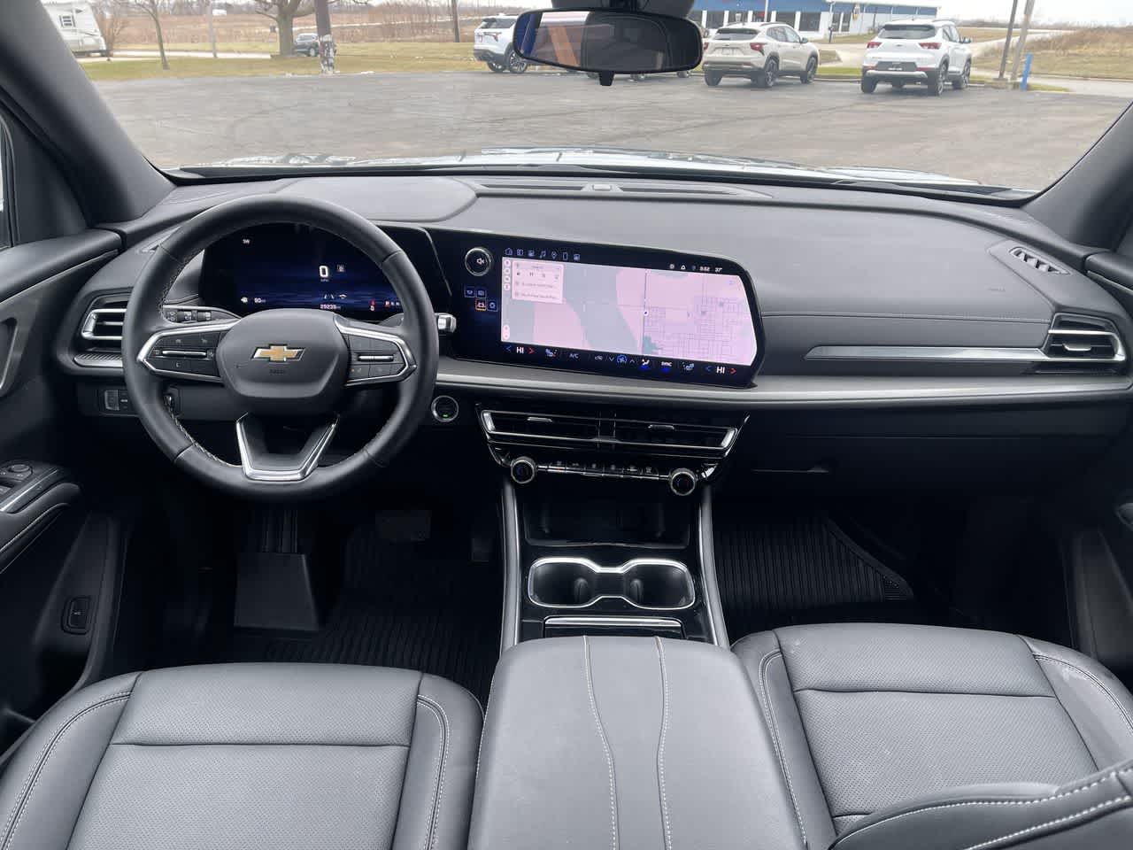 2024 Chevrolet Traverse LT