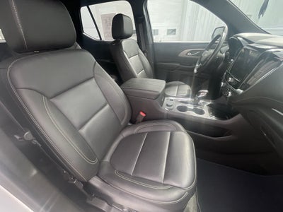 2022 Chevrolet Traverse LT Leather