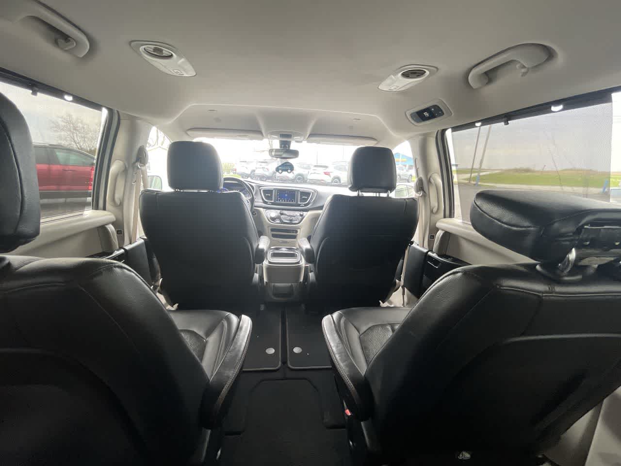 2020 Chrysler Pacifica Touring L