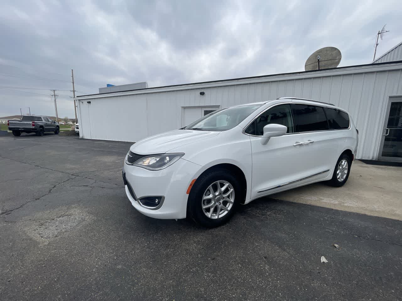 2020 Chrysler Pacifica Touring L