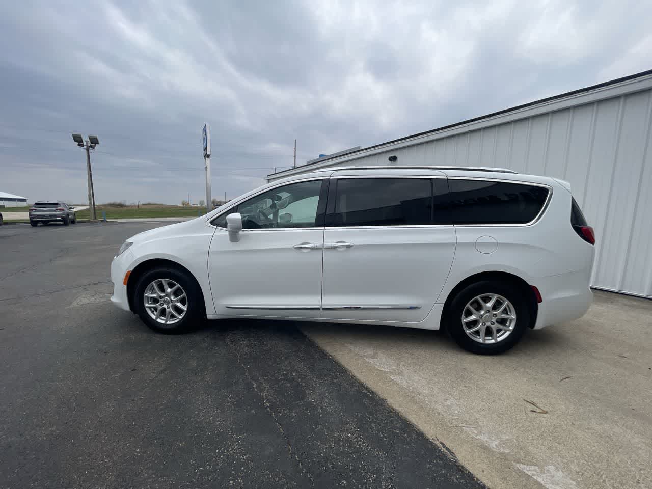 2020 Chrysler Pacifica Touring L
