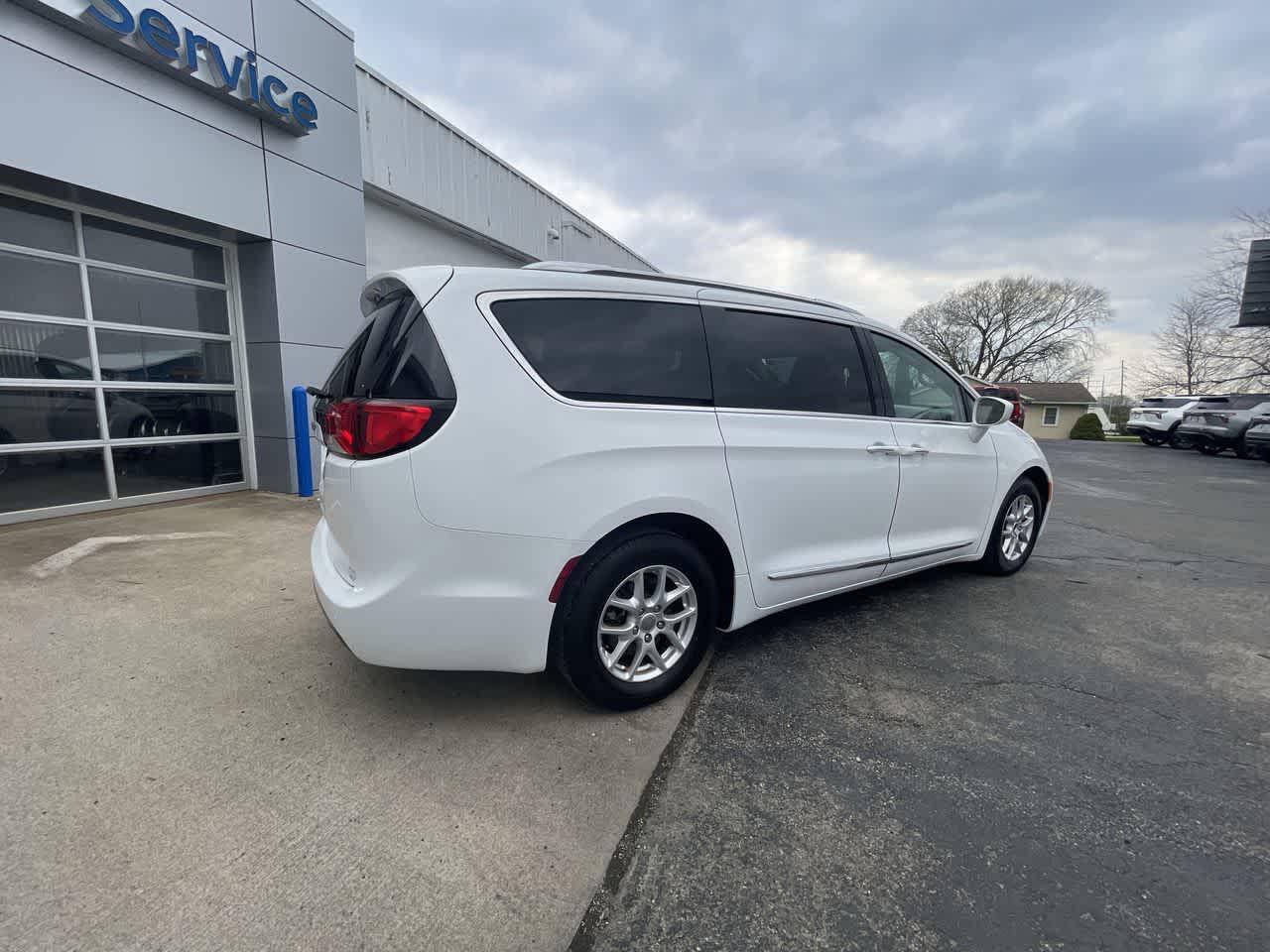 2020 Chrysler Pacifica Touring L