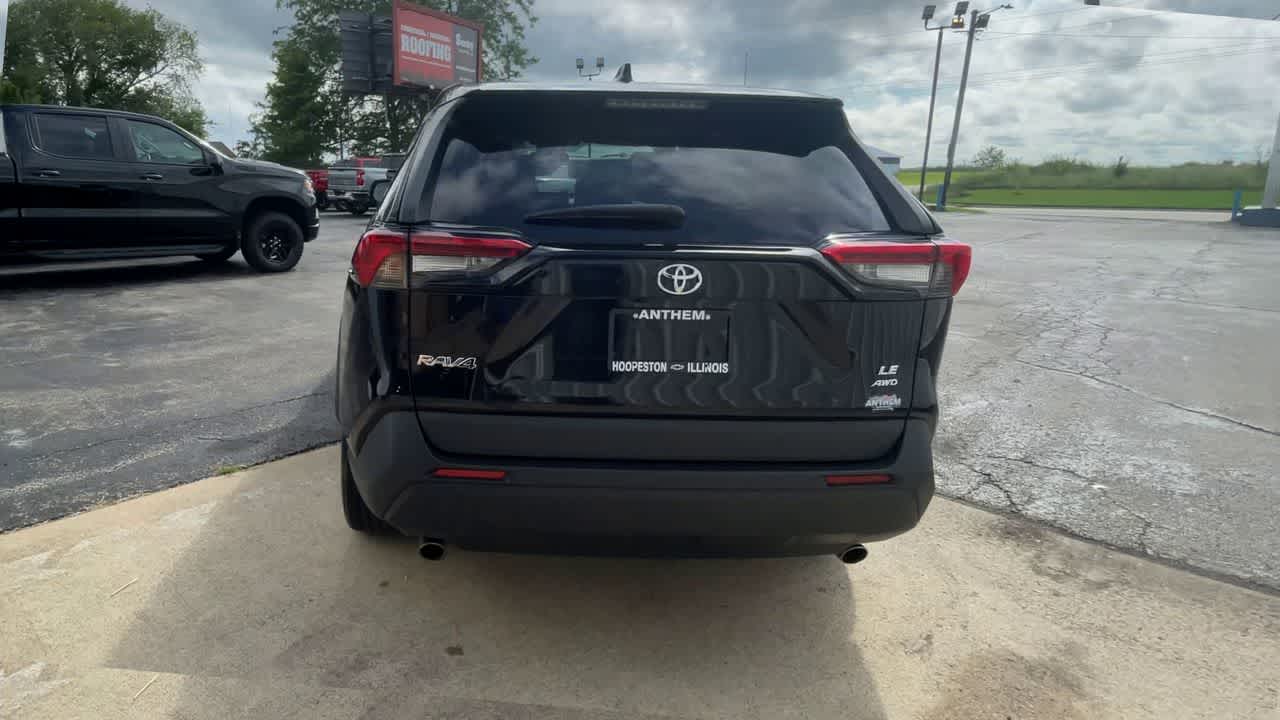 2024 Toyota RAV4 LE