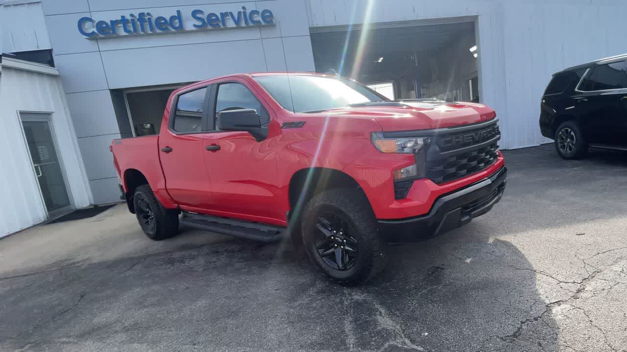 2026 Chevrolet Silverado 1500 Custom Trail Boss - Photo 2