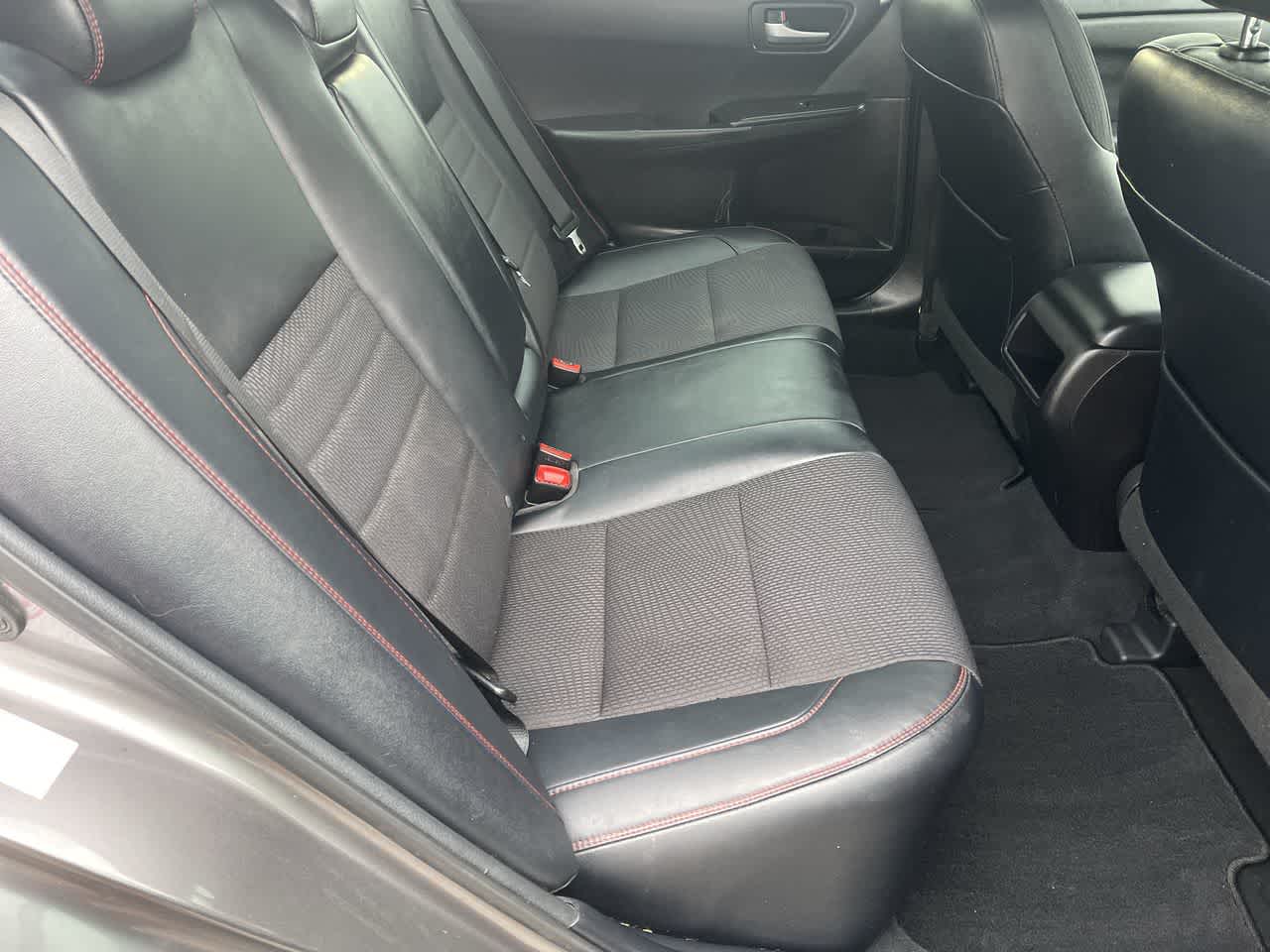 2017 Toyota Camry SE
