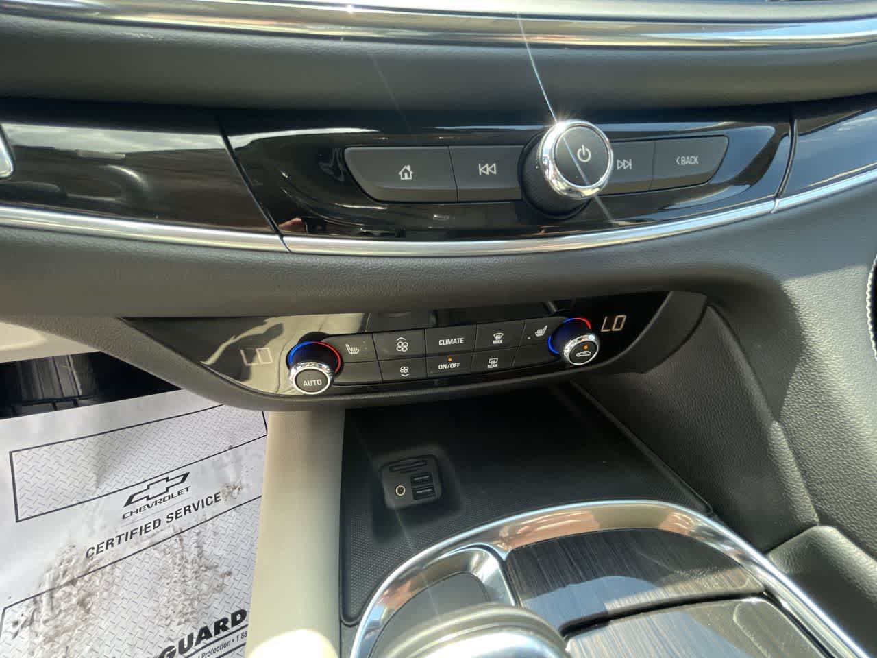 2021 Buick Enclave Essence