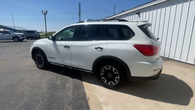 2019 Nissan Pathfinder S