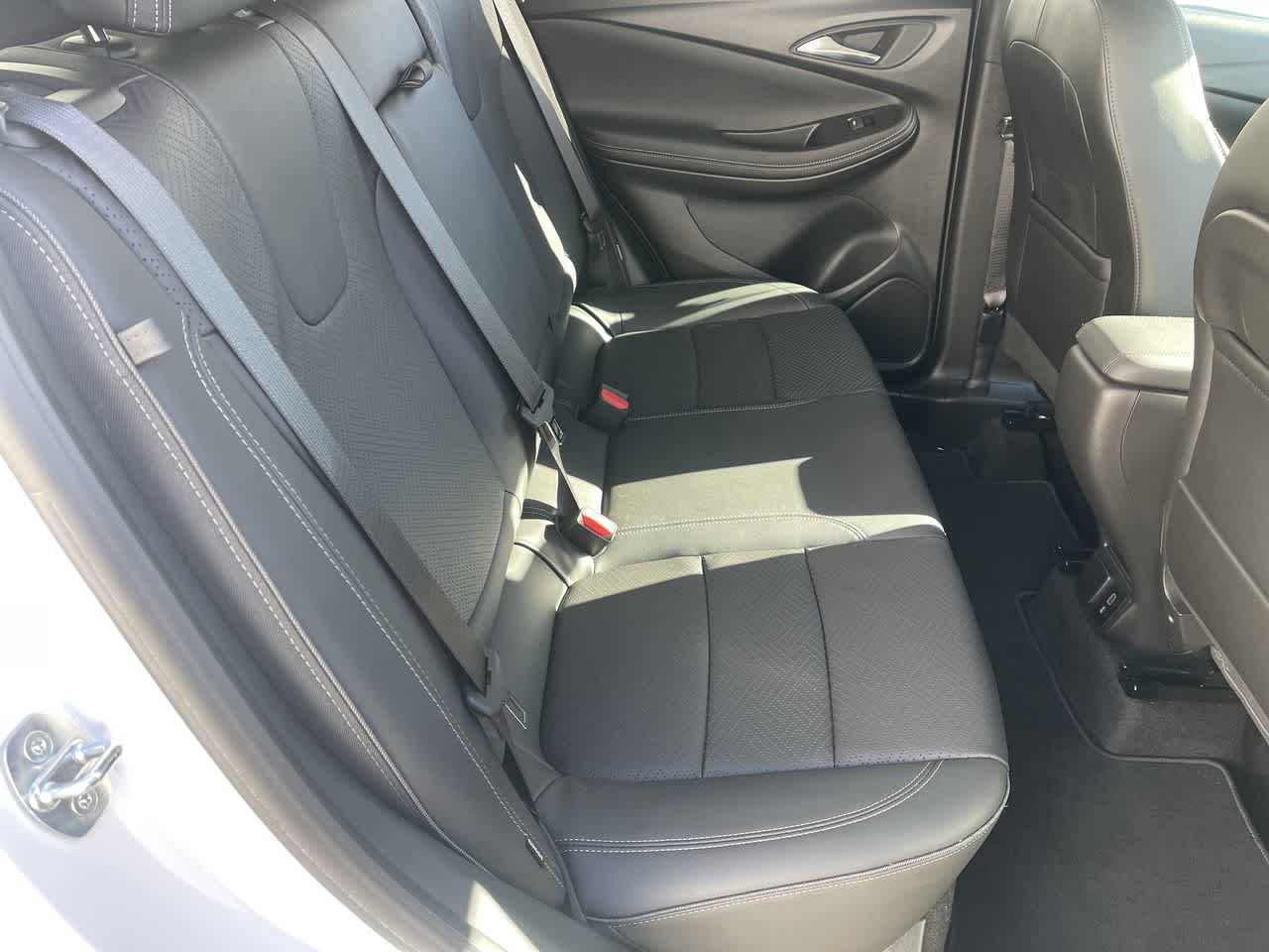 2022 Buick Encore GX Essence